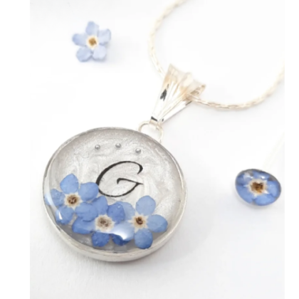 Resina Uv Aplicada a la Joyería con Flores Naturales